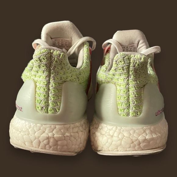 Adidas Ultraboost Glow In The Dark - Picture 2 of 6